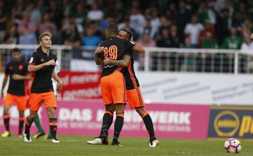 米乐m6官网-柏林赫塔主场惨败，陷入降级区危机